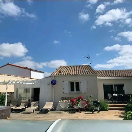 Maison Piscine A 3' De La Mer. Yves Exterior photo