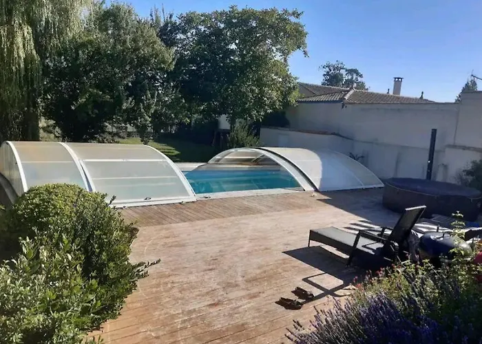 Maison Piscine A 3\' De La Mer.