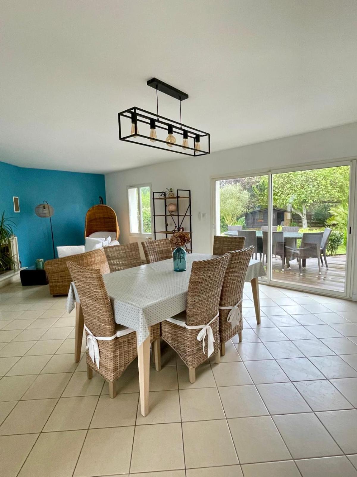 Ferienhaus Maison Piscine A 3' De La Mer.